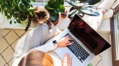 Hybrid work model and mental wellbeing