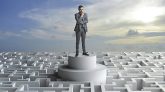 Coaching approach to navigate through business complexity and uncertainty