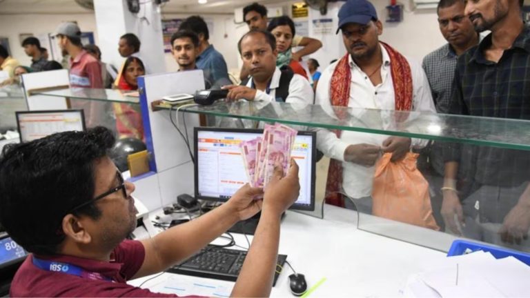 HC upholds bank employee’s right to criticise management on WhatsApp group