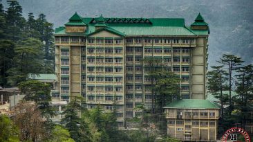 Prosecution under Factories Act initiated after 3-month limitation period liable to be quashed